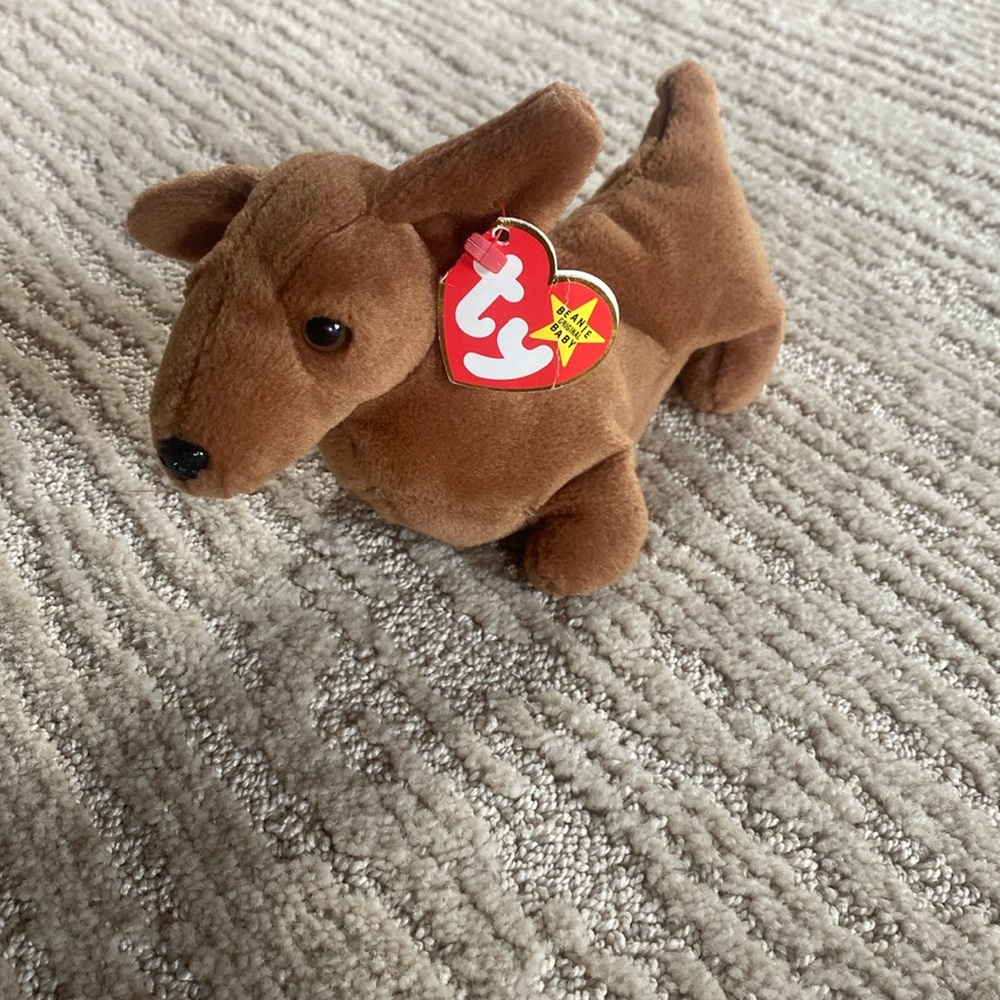 Ty Beanie Baby Weenie style 4013